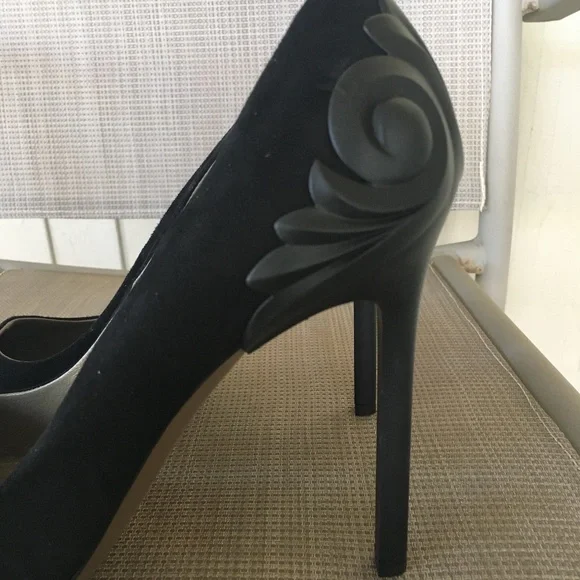 Versace Collection Black Pointed Toe Pumps w Detailed Back EUC - Picture 3 of 13